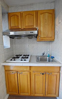 2nd image of 21 Allen St #4B