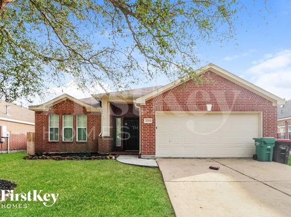 21554 Kings Bend Dr, Kingwood, TX 77339