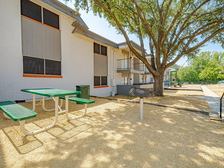 Cantera Apartment Homes — Photo 4