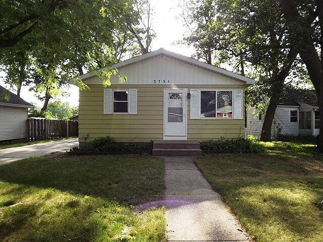 1st image of 3751 Michael Ave SW