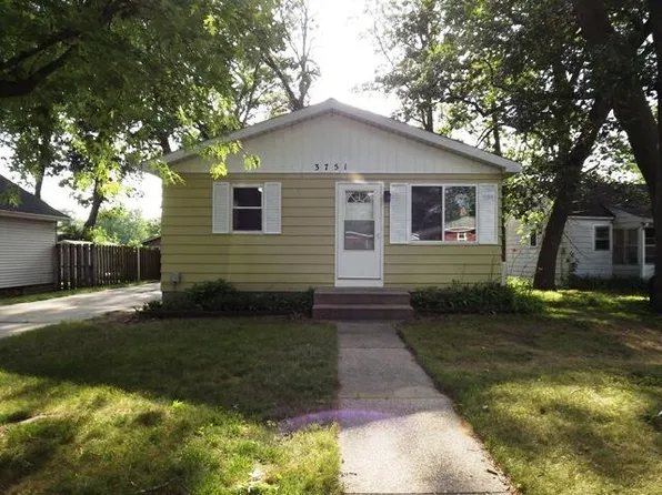 3751 Michael Ave SW, Wyoming, MI 49509