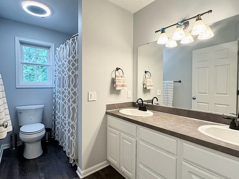 2nd upstairs bathroom