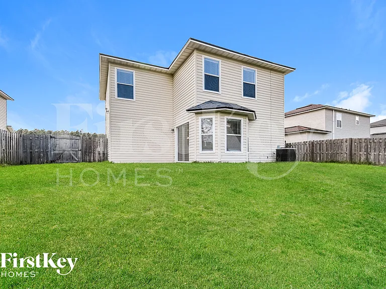 2163 Fresco Dr — Photo 15