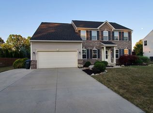 2487 Fairfield Dr, Avon, OH 44011