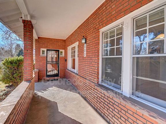 2nd image of 903 Newport St