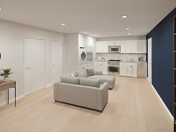 3rd image of 2330 Blake St #6bad82e1d