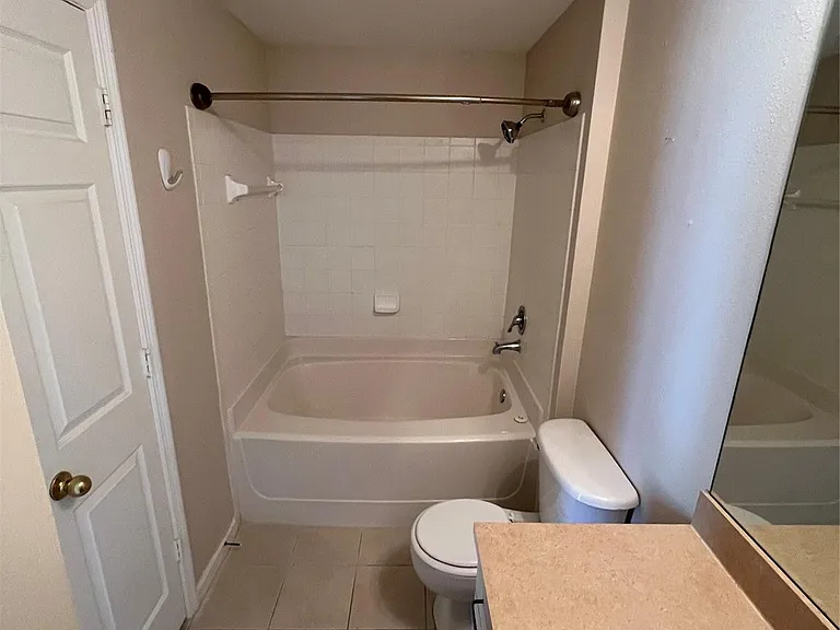 533 NE 3rd Ave #508 — Photo 9