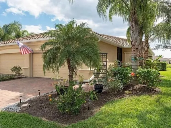 2035 Wellington ST, NAPLES, FL 34120