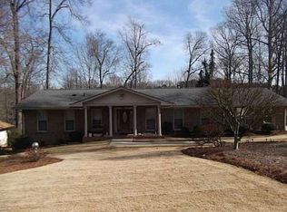 2036 Sourwood Rd, Norcross, GA 30071