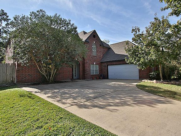 3rd image of 10711 Moorcreek Dr