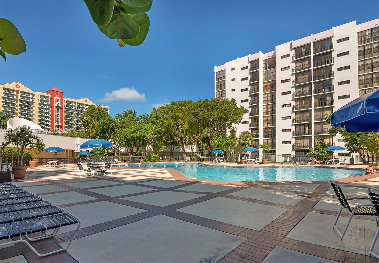 1 bed, 767 sqft, $1,700 — Photo 2