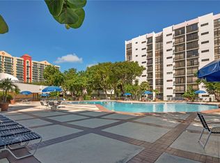 17021 N Bay Rd APT 1020, Sunny Isles Beach, FL 33160