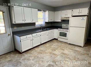 13 Mill St #6, Warren, MA 01083