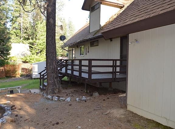 3rd image of 25301 Sugar Pine Dr