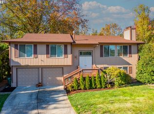 16213 SW Autumn Dr, Beaverton, OR 97007