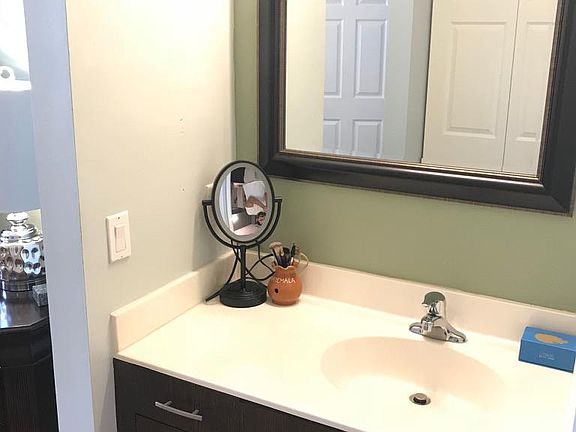 Bath sink