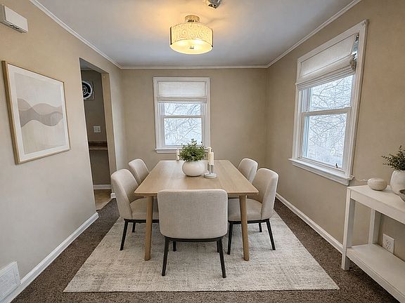3rd image of 73 Horton Ave Floor 2