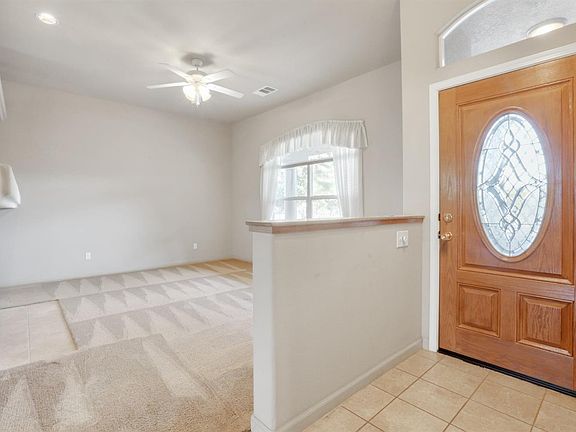 4th image of 1210 E Mesa Ct