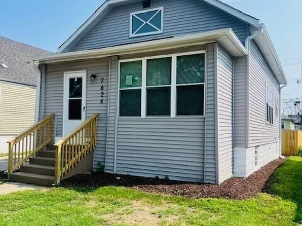 2626 Cleveland St, Hammond, IN 46323
