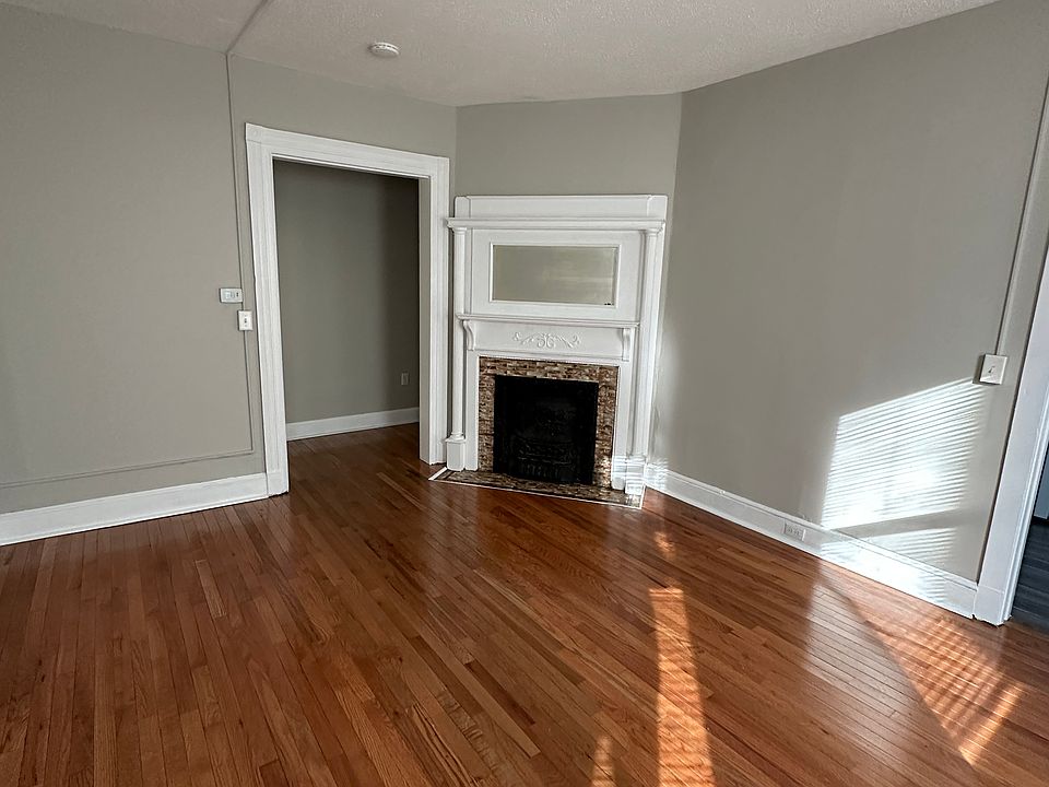 1st image of 457 Edgewood Ave #1E