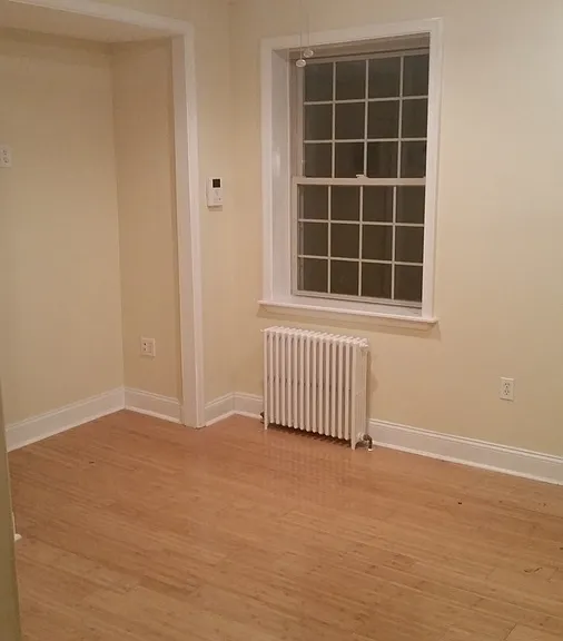 525 Fitzwater St #1R — Photo 4