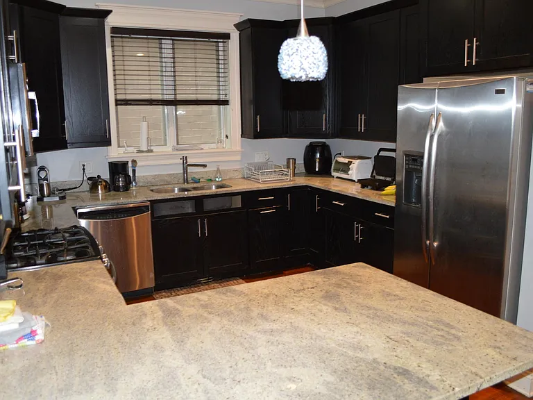 3307 N Sheffield Ave #1 — Photo 10