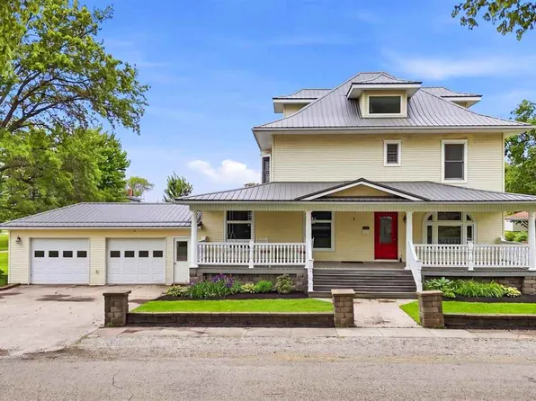 106 N Chesney St, Keota, IA 52248