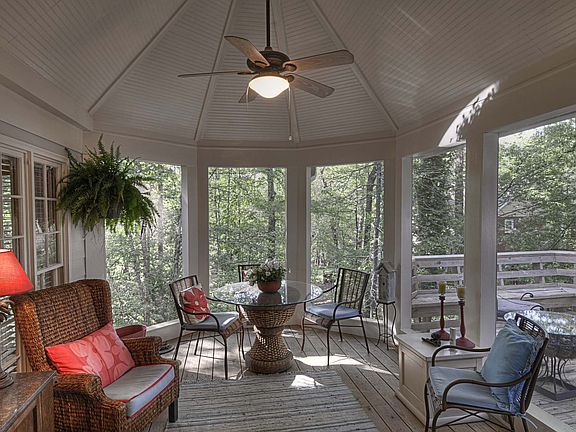 Screened Porch