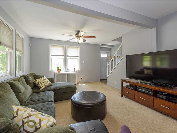 4th image of 255 Starke Ave