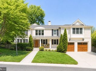 5601 Vernon Pl, Bethesda, MD 20817