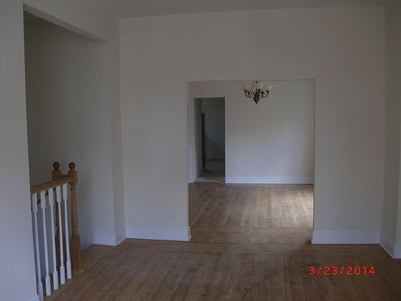3rd image of 1915 N Fairfield Ave #1