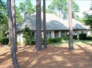 16 Galston Ct, Pinehurst, NC 28374