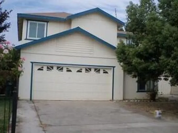 650 E Front Street, Farmersville, CA 93223