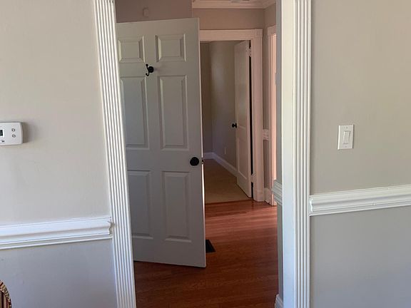 4th image of 3331 Maywood Dr