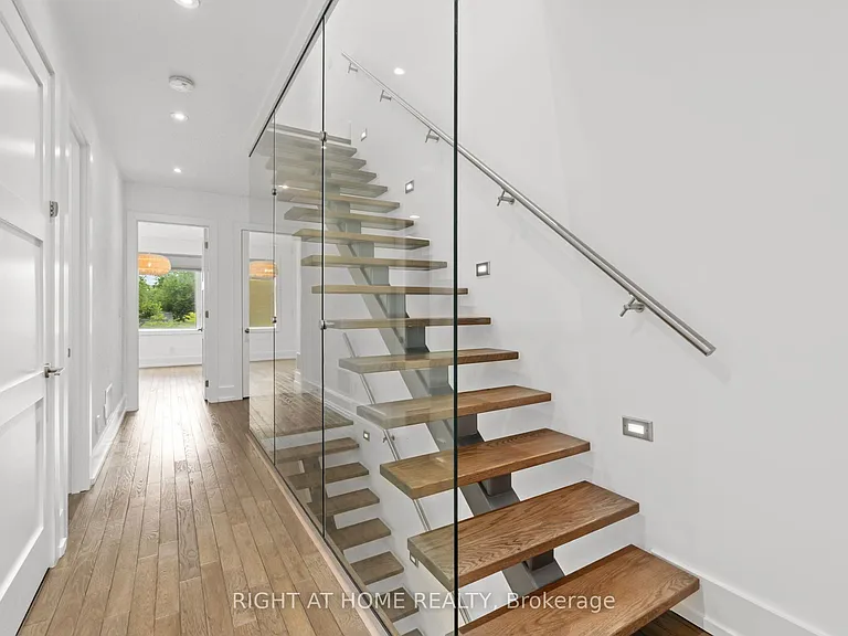 66 Havelock St #11 — Photo 27