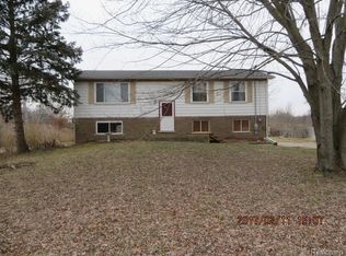 7170 Mayer Rd, Fair Haven, MI 48023