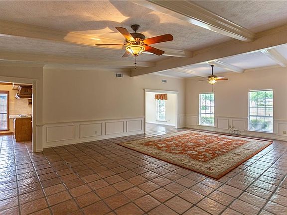 5th image of 20 Timberly Dr