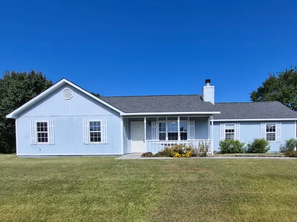 204 Zachary Ln, Hubert, NC 28539