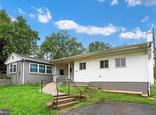 1760 W Trindle Rd, Carlisle, PA 17015