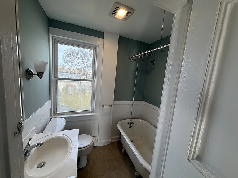 1 Hamilton St #2 — Photo 5
