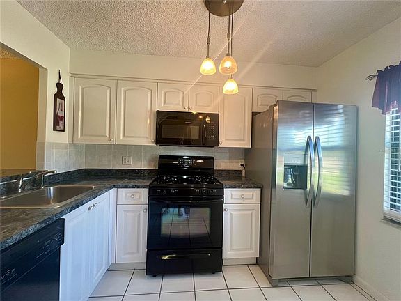 2nd image of 2989 FLINT DRIVE N
