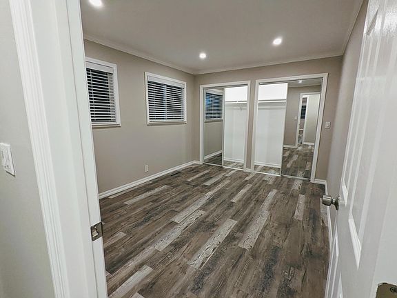5th image of 1295 Mountain Shadows Dr