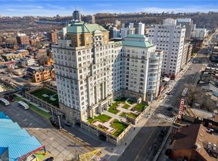 135 James St S #303, Hamilton, ON