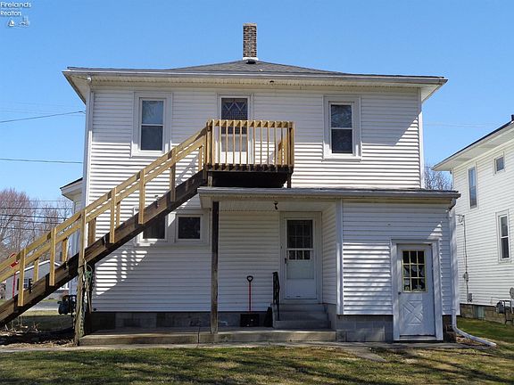 3rd image of 215 N Washington St