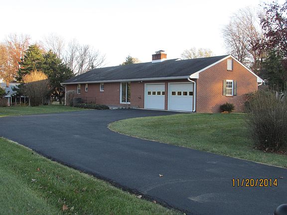 3rd image of 2214 Brookfield Dr SW