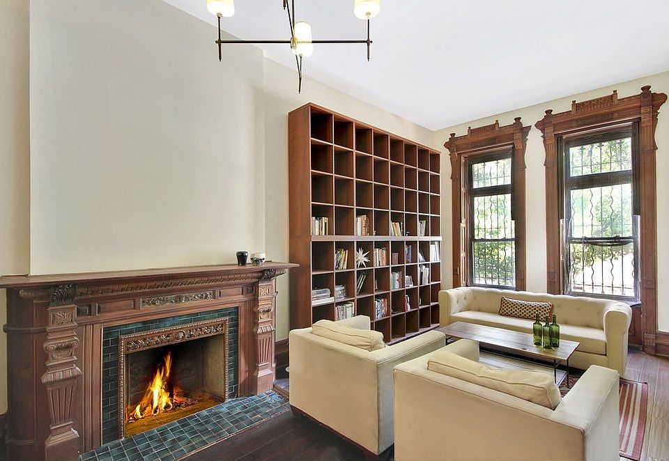 1st image of 111 W 122nd St