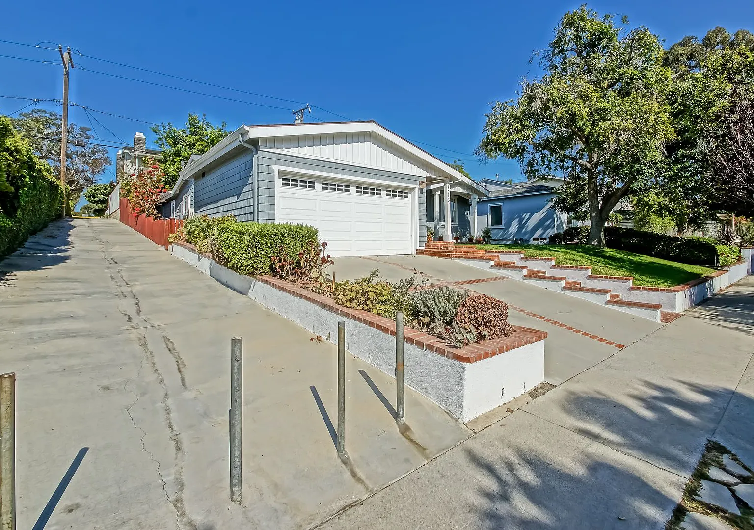 Remodeled, Bright & Airy, Craftsman Bungalow Home on Spacious Corner Lot w/ Charming Front Yard, ... — Photo 4