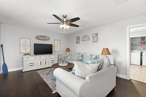 1955 Lakeshore Dr Photo 1 1955 Lakeshore Dr Photo 1