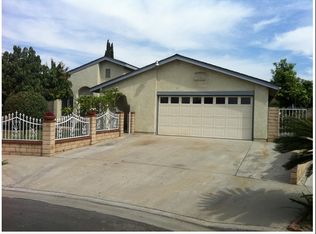 233 W Kirkwall Rd, Azusa, CA 91702