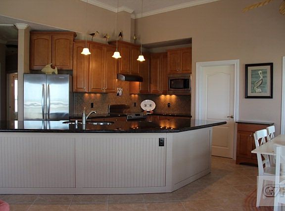 4th image of 3731 6th St